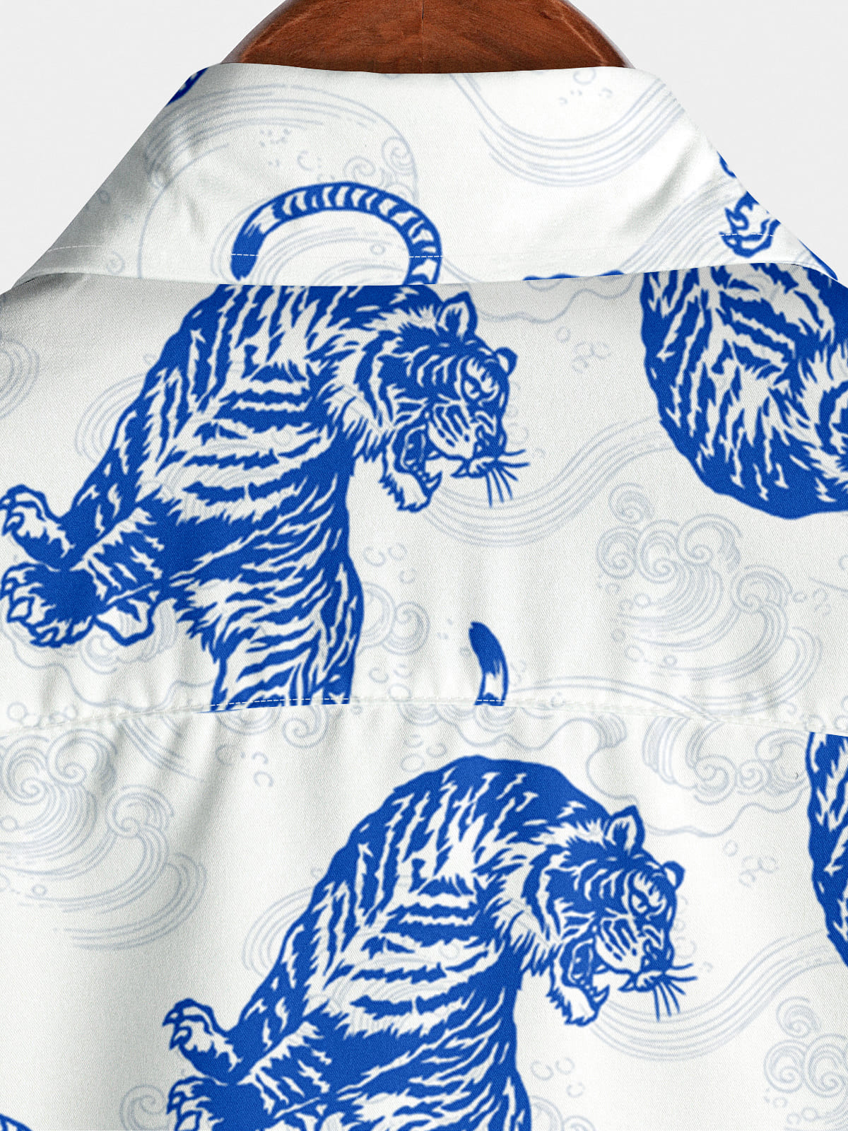 Kurzärmliges Herrenhemd mit Tiger-Print